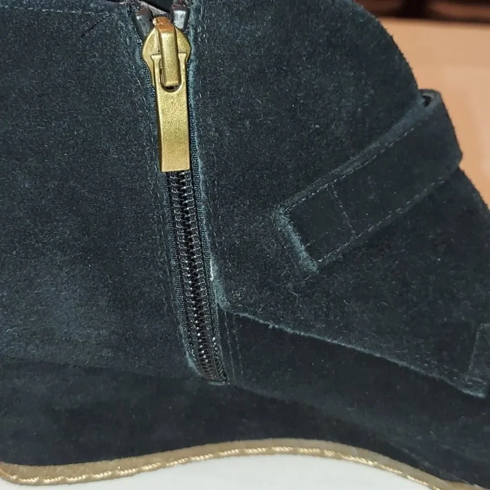 Franco Sarto Amerosa Black Suede Wedge Booties 9